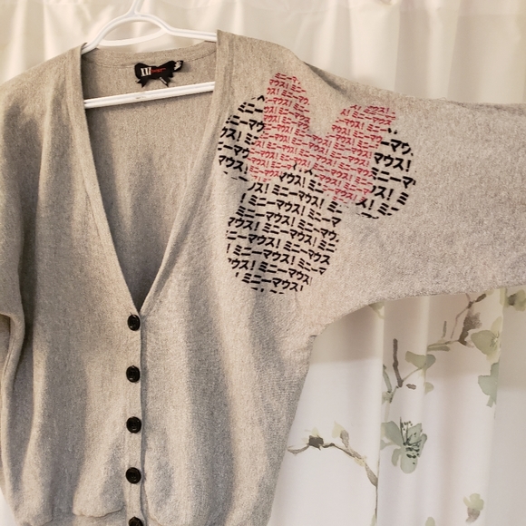 F21 Disney Minnie Mouse Bat Wing Sweater - Picture 3 of 4